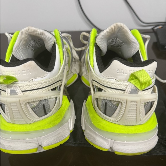 Balenciaga track 2 in green colour. Female size 39/ US 9 - Picture 4 of 7